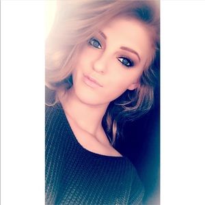 Meet your Posher, Mya